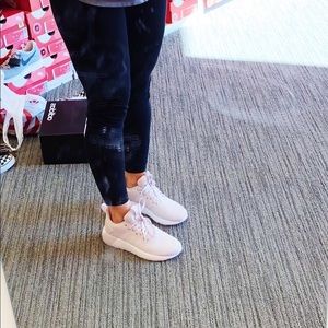 adidas questar byd women's